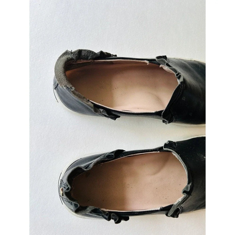 Kate Spade Shoes 7 M Lilly Slip‎ On Sneakers Black Leather Ruffled